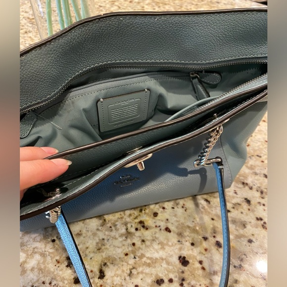 Coach Turnlock Chain Tote 27 - Picture 12 of 14